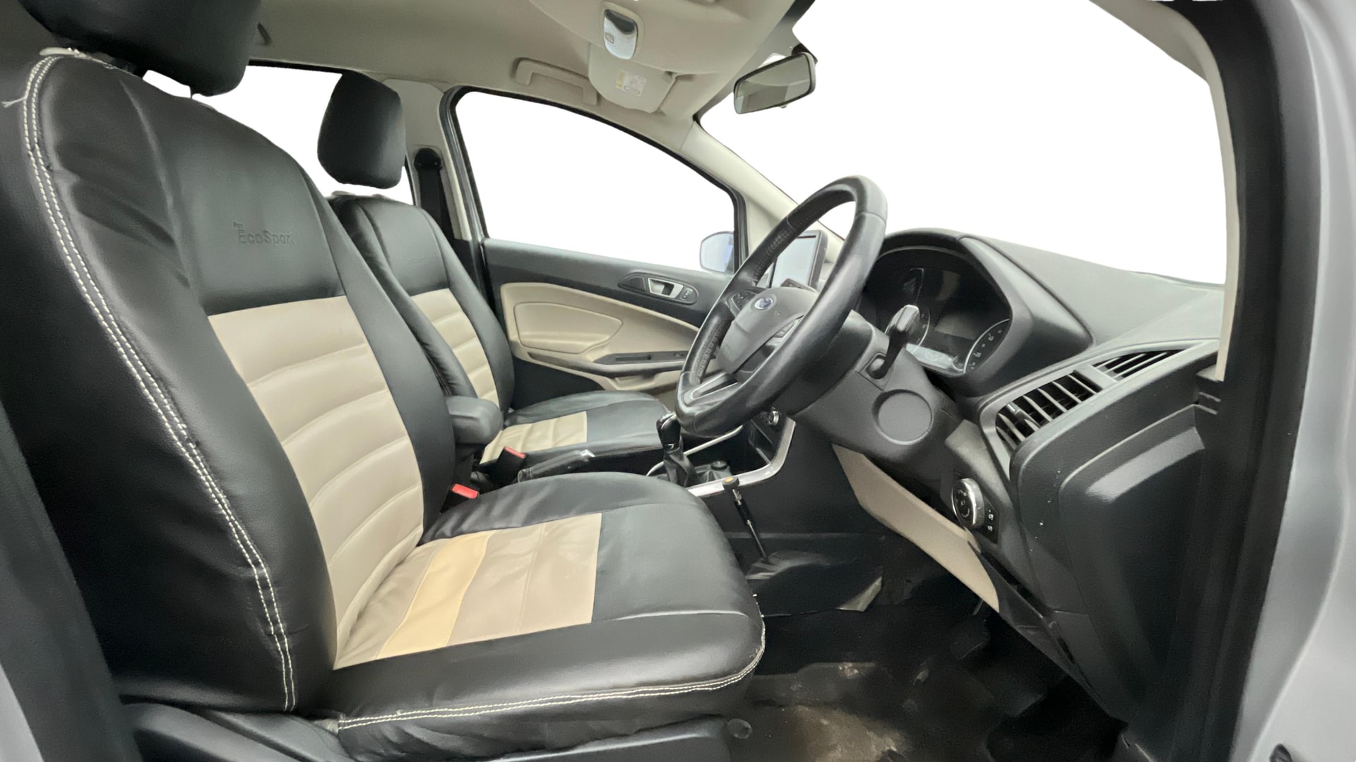View 2019 Ford EcoSport 1.5 TDCi Diesel Ambiente BS IV Image 17 Used 2019 Ford EcoSport 1.5 TDCi Diesel Ambiente BS IV Image 17