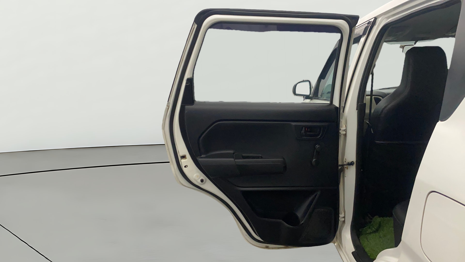 View 2019 Maruti Suzuki 1000 Base Variant Image 16 Used 2019 Maruti Suzuki 1000 Base Variant Image 16