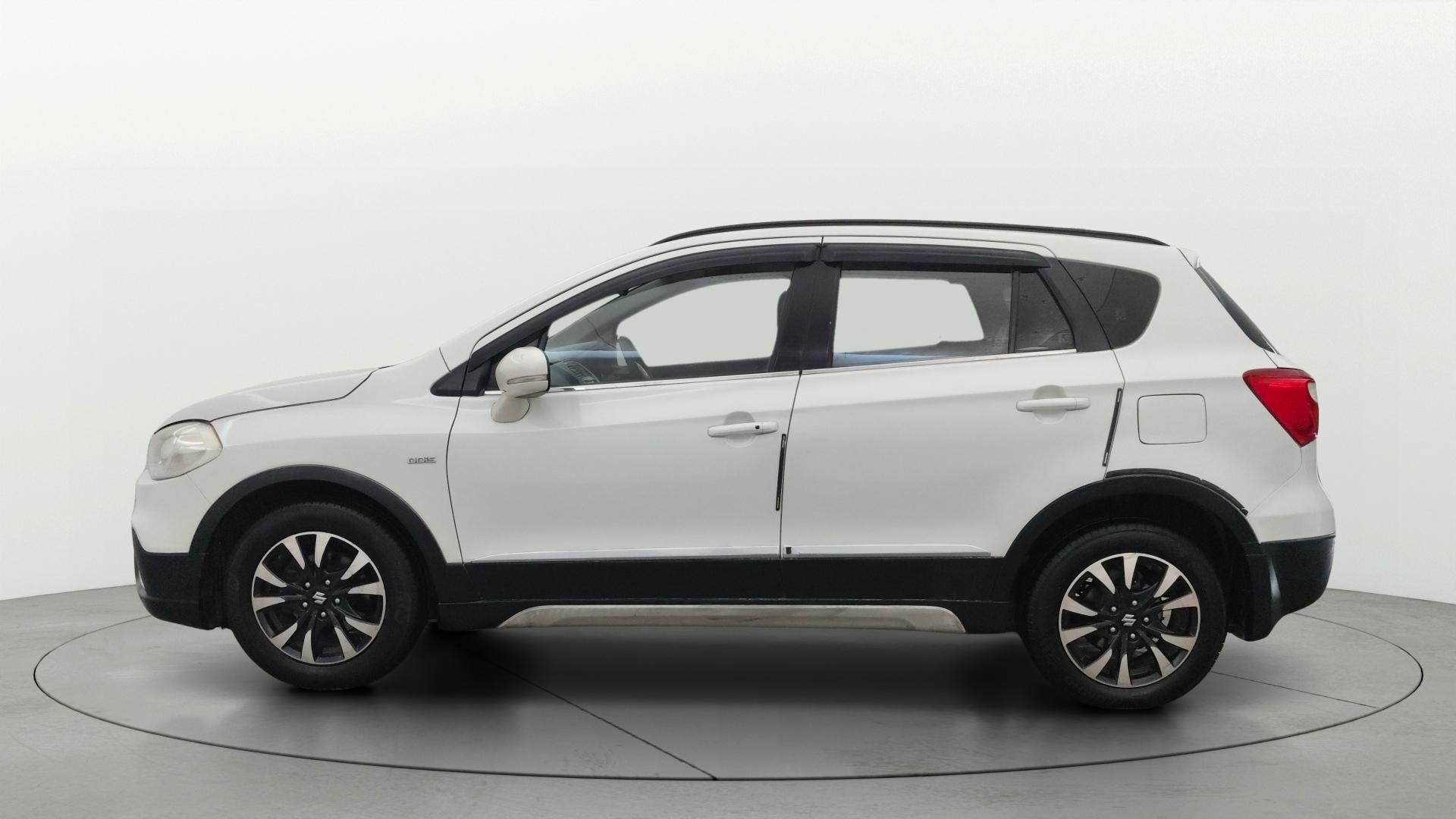 View 2017 Maruti Suzuki 1000 Base Variant Image 6 Used 2017 Maruti Suzuki 1000 Base Variant Image 6