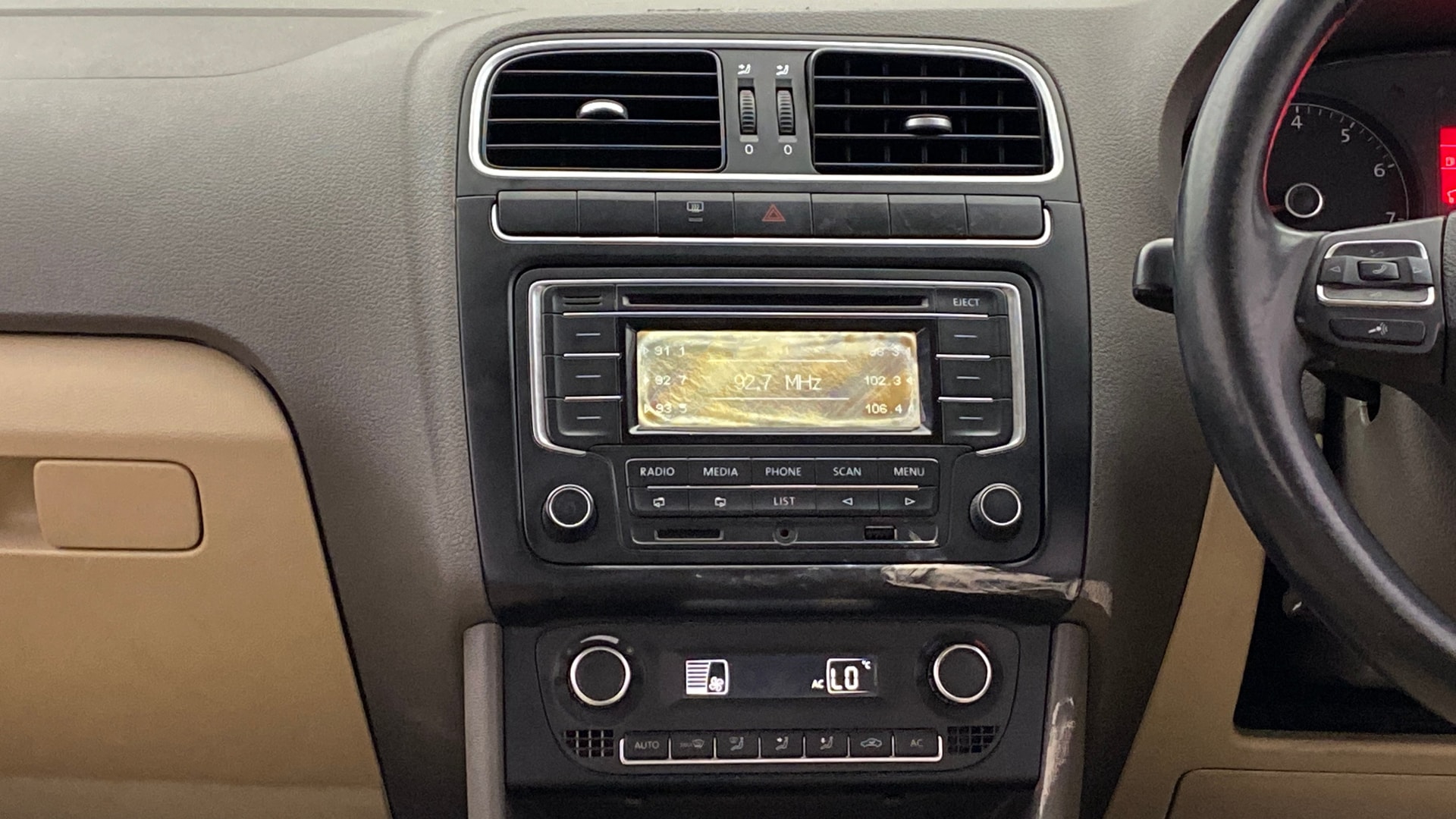 Used 2013 Volkswagen Vento Used 2013 Volkswagen Vento