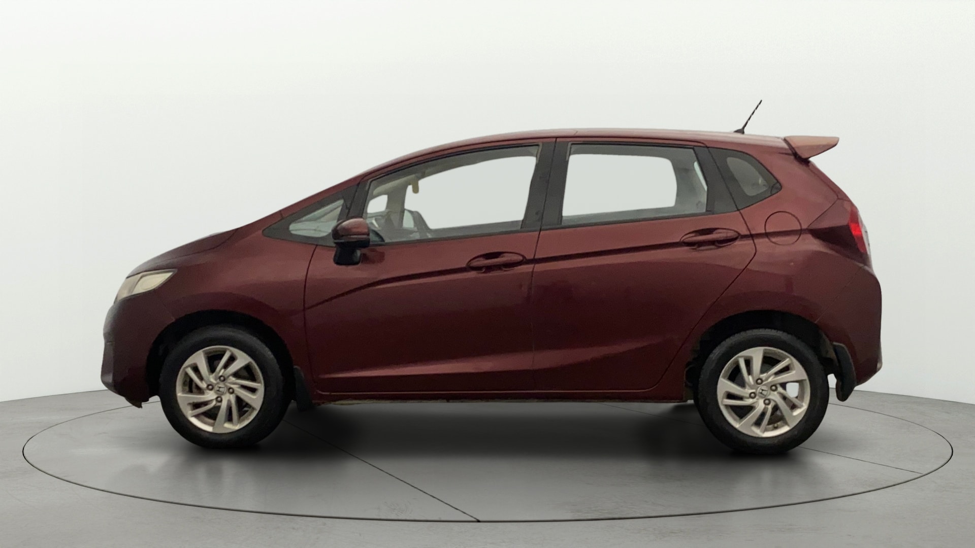 View 2017 Honda Jazz E MT Diesel Image 5 Used 2017 Honda Jazz E MT Diesel Image 5