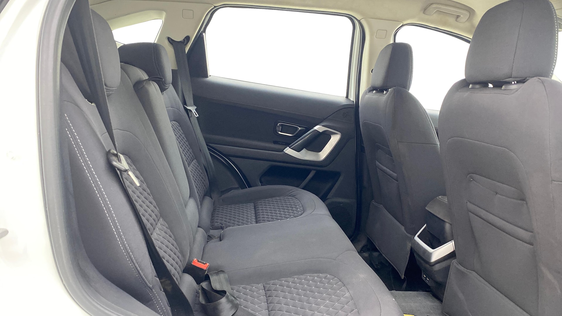 View 2022 Tata Harrier XE Image 30 Used 2022 Tata Harrier XE Image 30