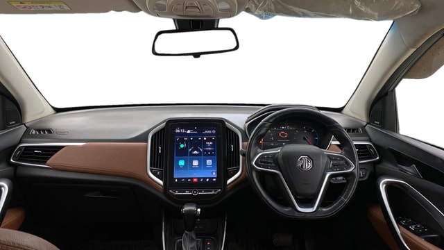 View MG Hector Plus Image 16 Used MG Hector Plus Image 16