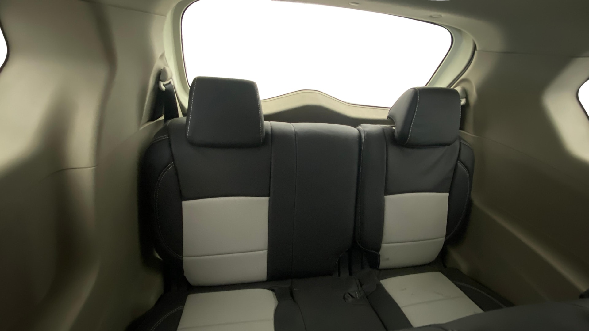 View 2019 Mahindra Marazzo M2 8-Seater Image 13 Used 2019 Mahindra Marazzo M2 8-Seater Image 13