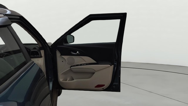 View Mahindra XUV300 Image 48 Used Mahindra XUV300 Image 48