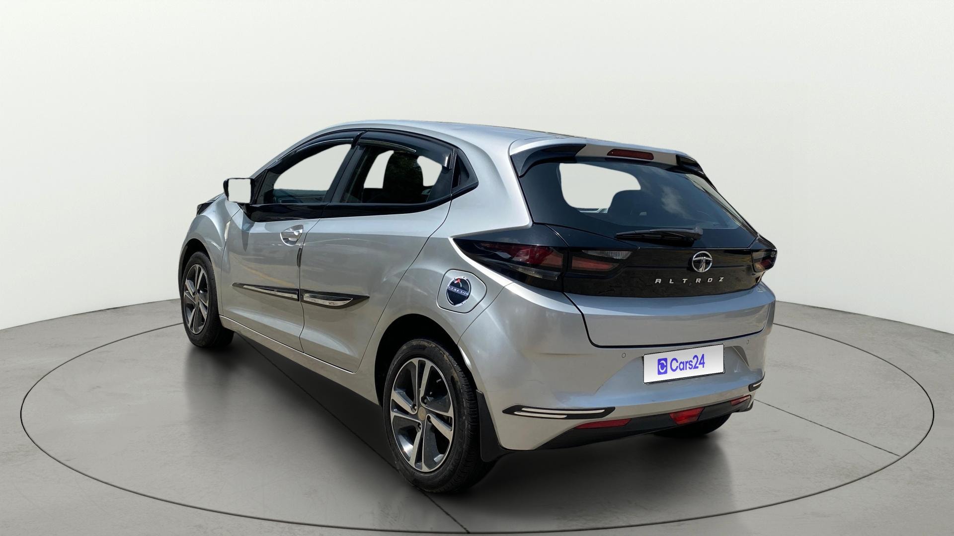 View 2020 Tata Altroz XZ Petrol Image 2 Used 2020 Tata Altroz XZ Petrol Image 2