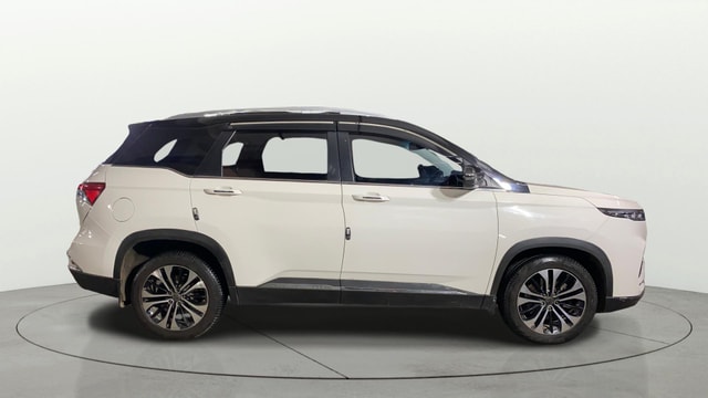 View MG Hector Plus Image 29 Used MG Hector Plus Image 29