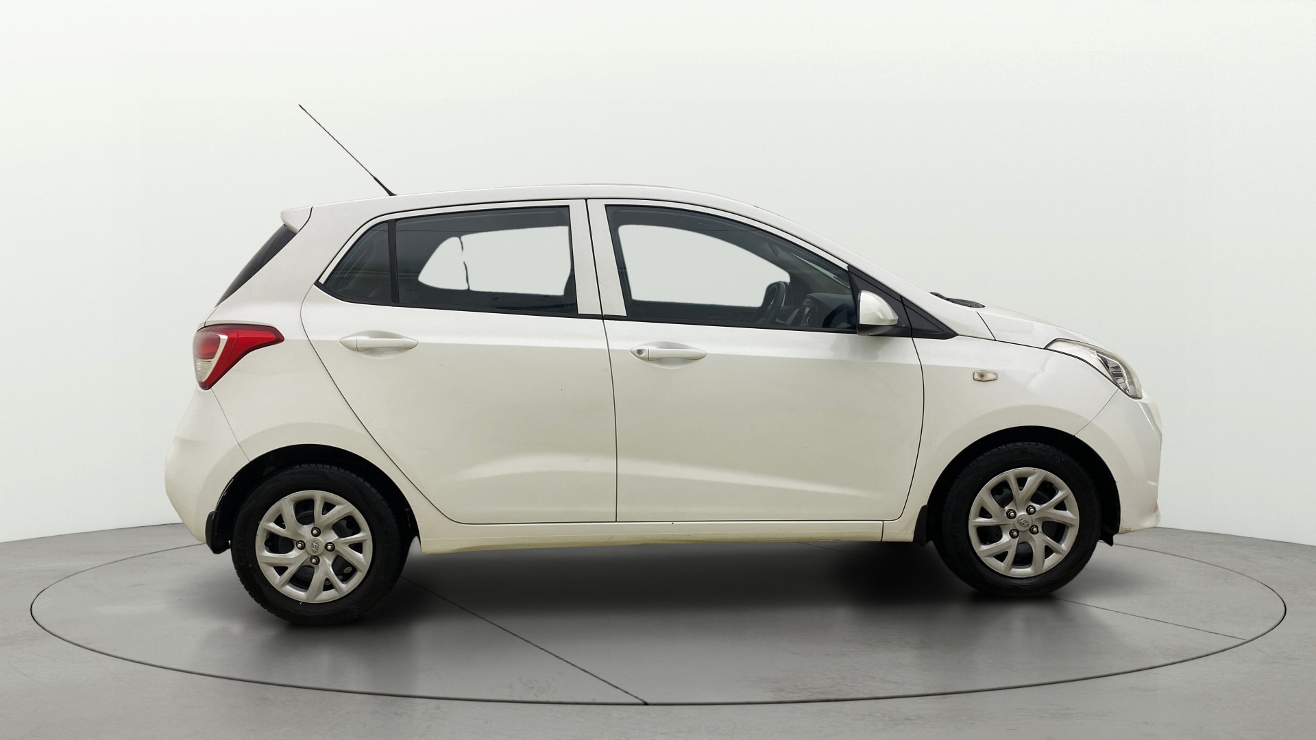Used 2017 Hyundai Grand i10 Used 2017 Hyundai Grand i10