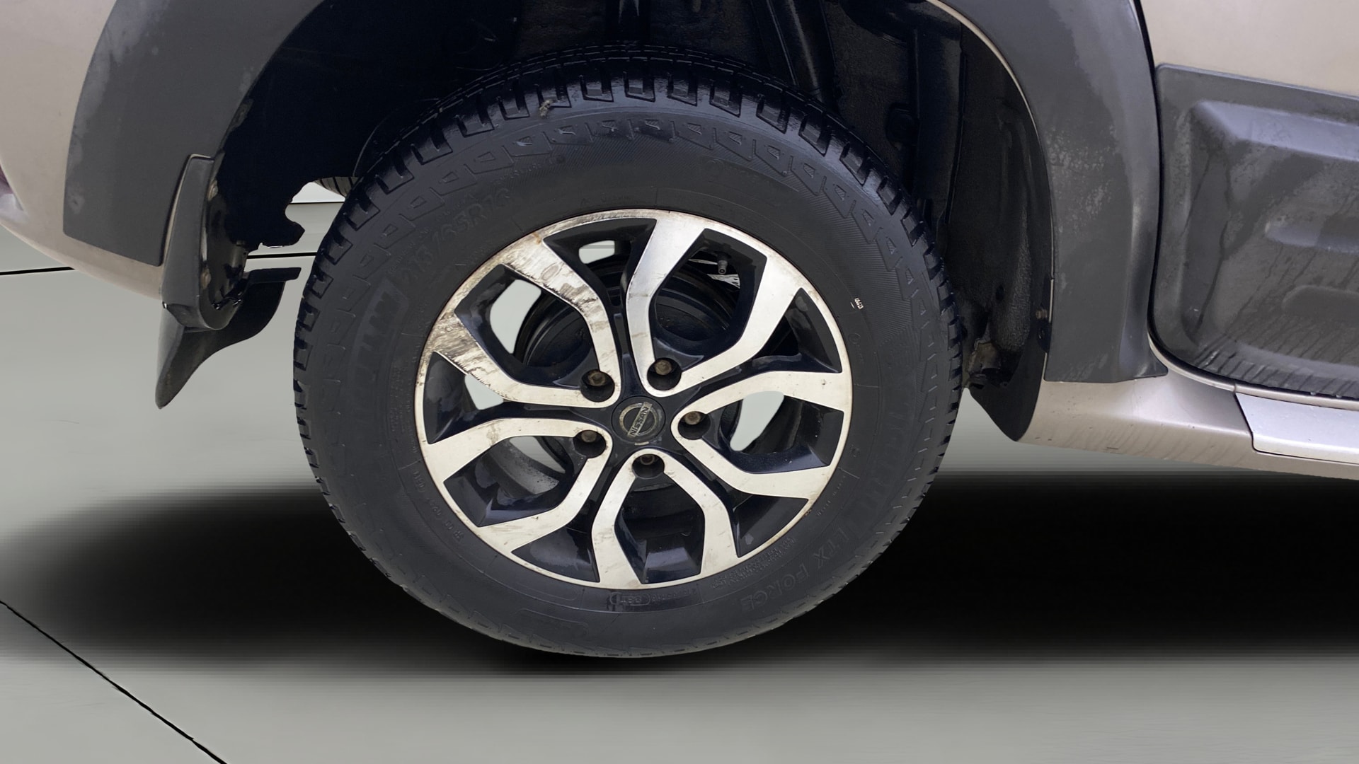 View 2019 Nissan Terrano XLD Plus 85PS Image 23 Used 2019 Nissan Terrano XLD Plus 85PS Image 23