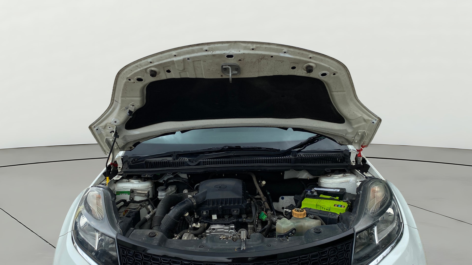 View 2019 Tata Nexon Revotron XM Image 18 Used 2019 Tata Nexon Revotron XM Image 18