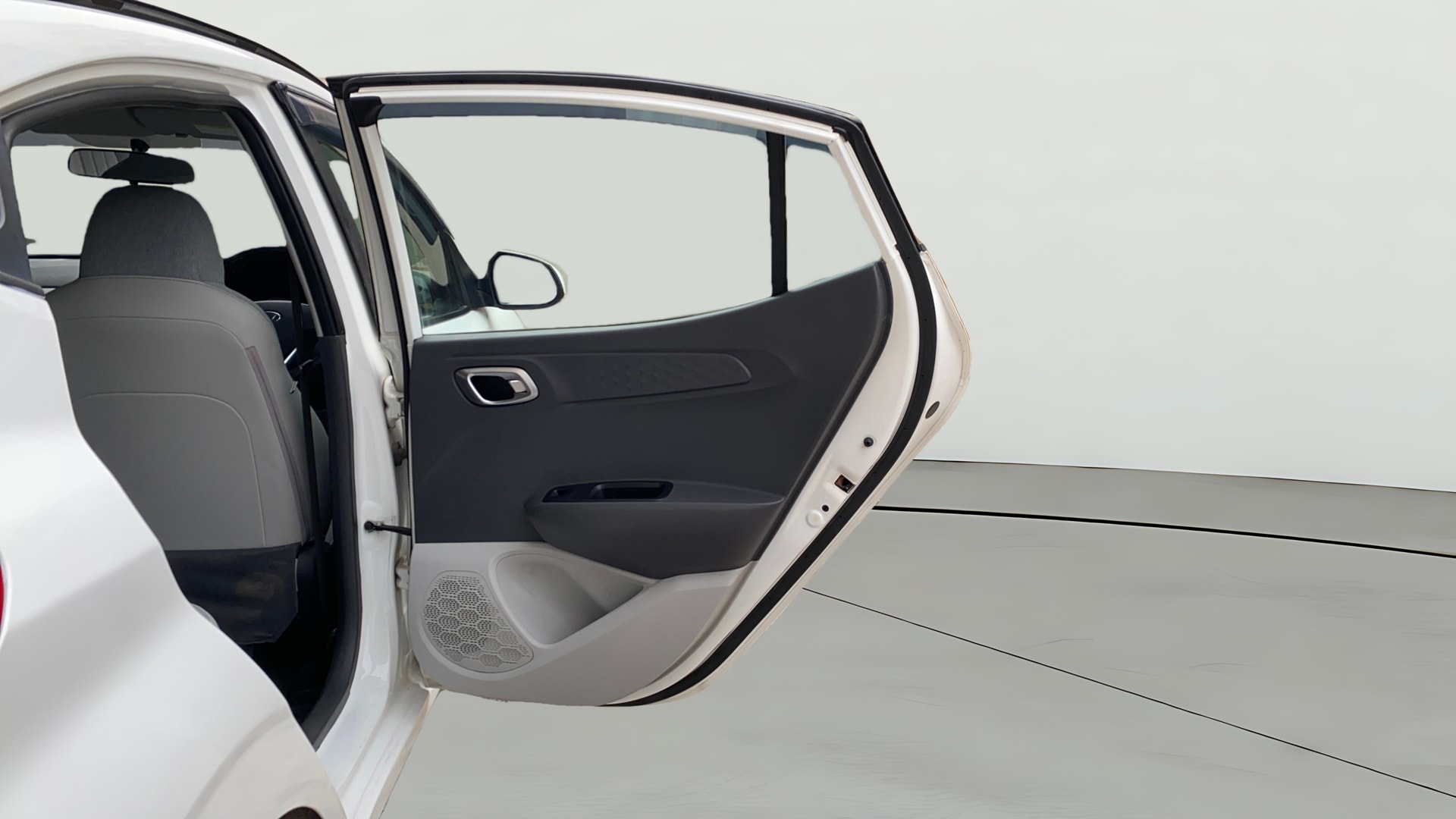 View 2020 Hyundai Grand i10 Nios Sportz Petrol AMT Image 6 Used 2020 Hyundai Grand i10 Nios Sportz Petrol AMT Image 6