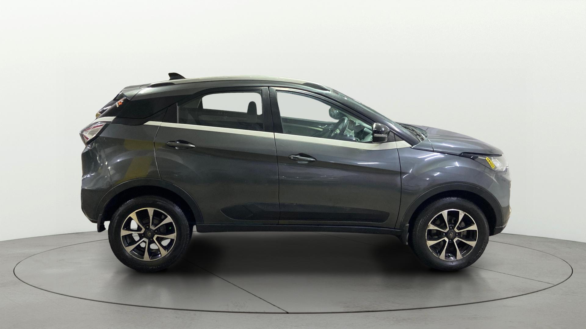 View 2021 Tata Nexon Revotron XE Image 28 Used 2021 Tata Nexon Revotron XE Image 28