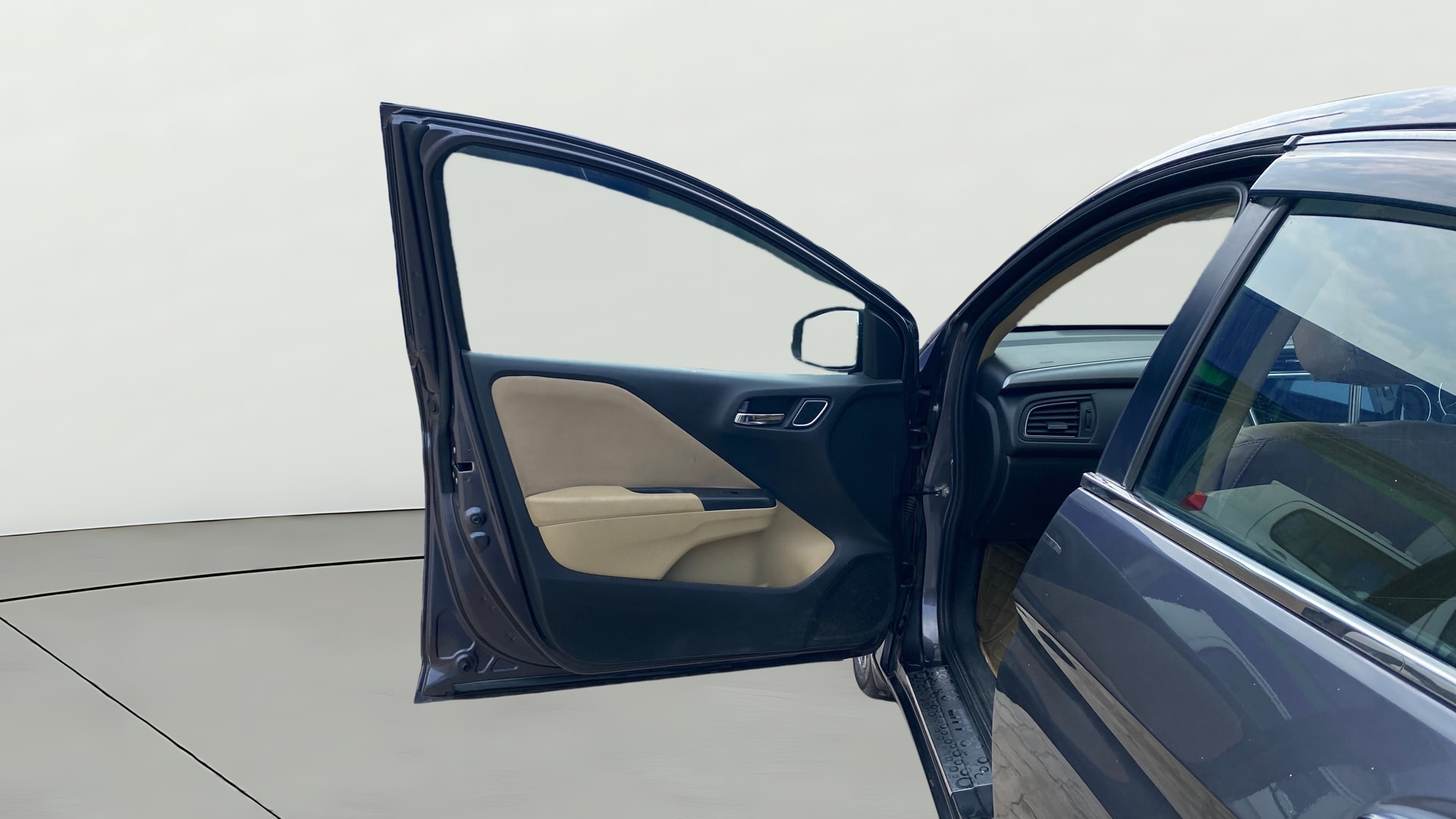 View 2019 Honda City ZX MT Diesel Anniversary Edition Image 33 Used 2019 Honda City ZX MT Diesel Anniversary Edition Image 33