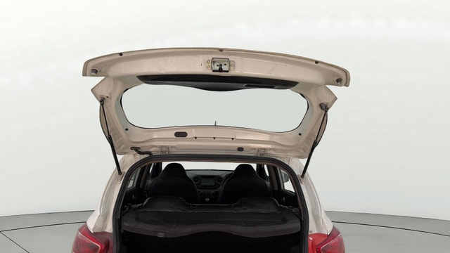 View Hyundai Grand i10 Image 16 Used Hyundai Grand i10 Image 16