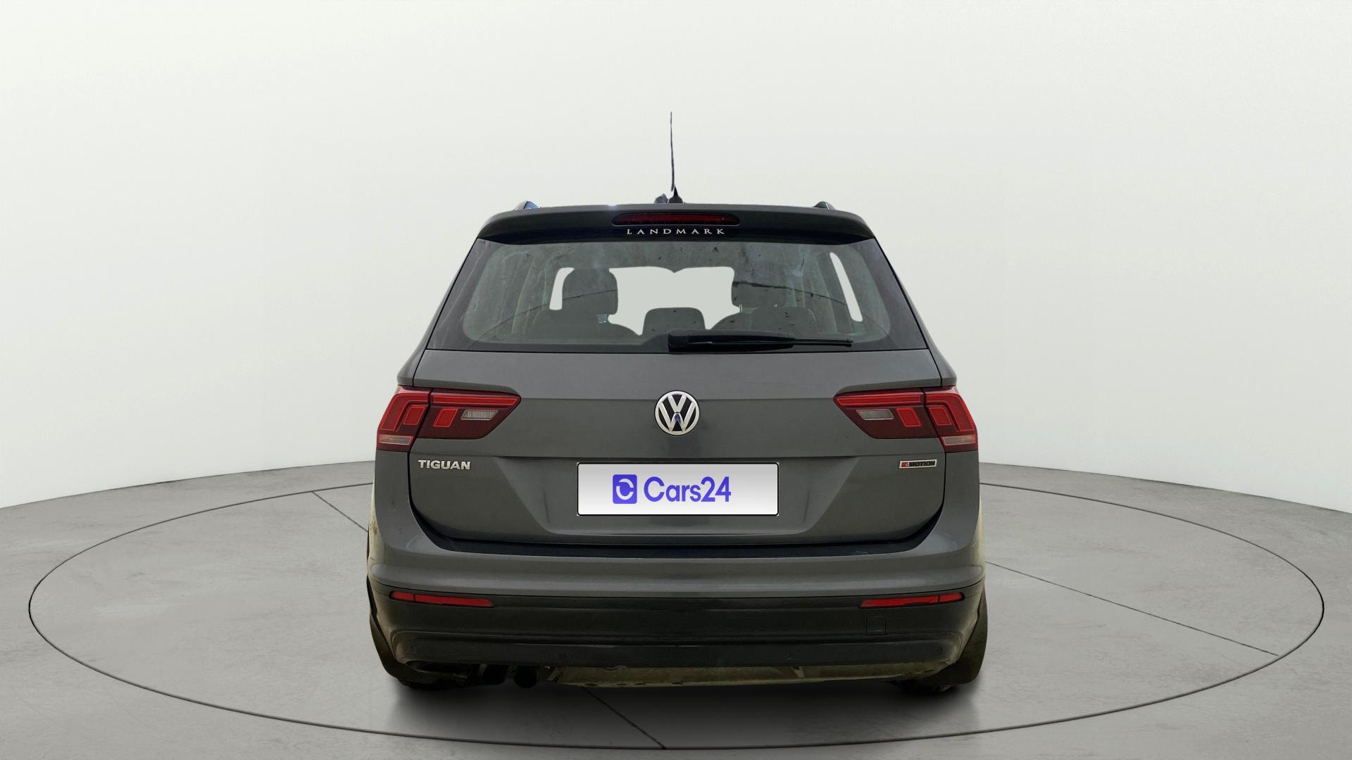View 2018 Volkswagen Tiguan DSG 4MOTION Comfortline Image 38 Used 2018 Volkswagen Tiguan DSG 4MOTION Comfortline Image 38