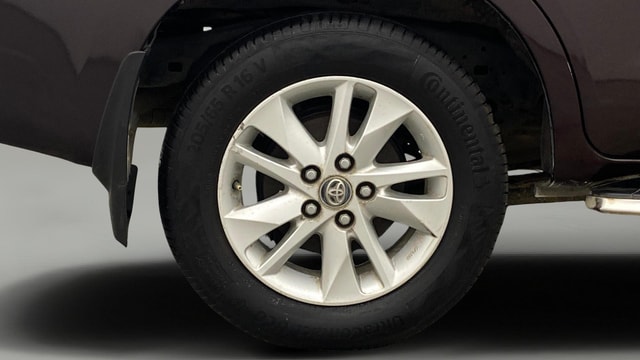 View Toyota Innova Crysta Image 25 Used Toyota Innova Crysta Image 25