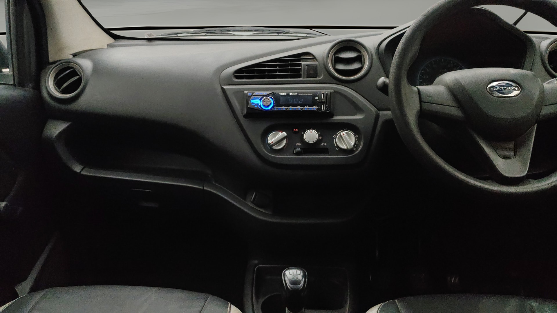 View 2018 Datsun Redi GO A Image 17 Used 2018 Datsun Redi GO A Image 17