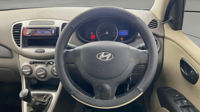 View Hyundai i10 Image 12 Used Hyundai i10 Image 12