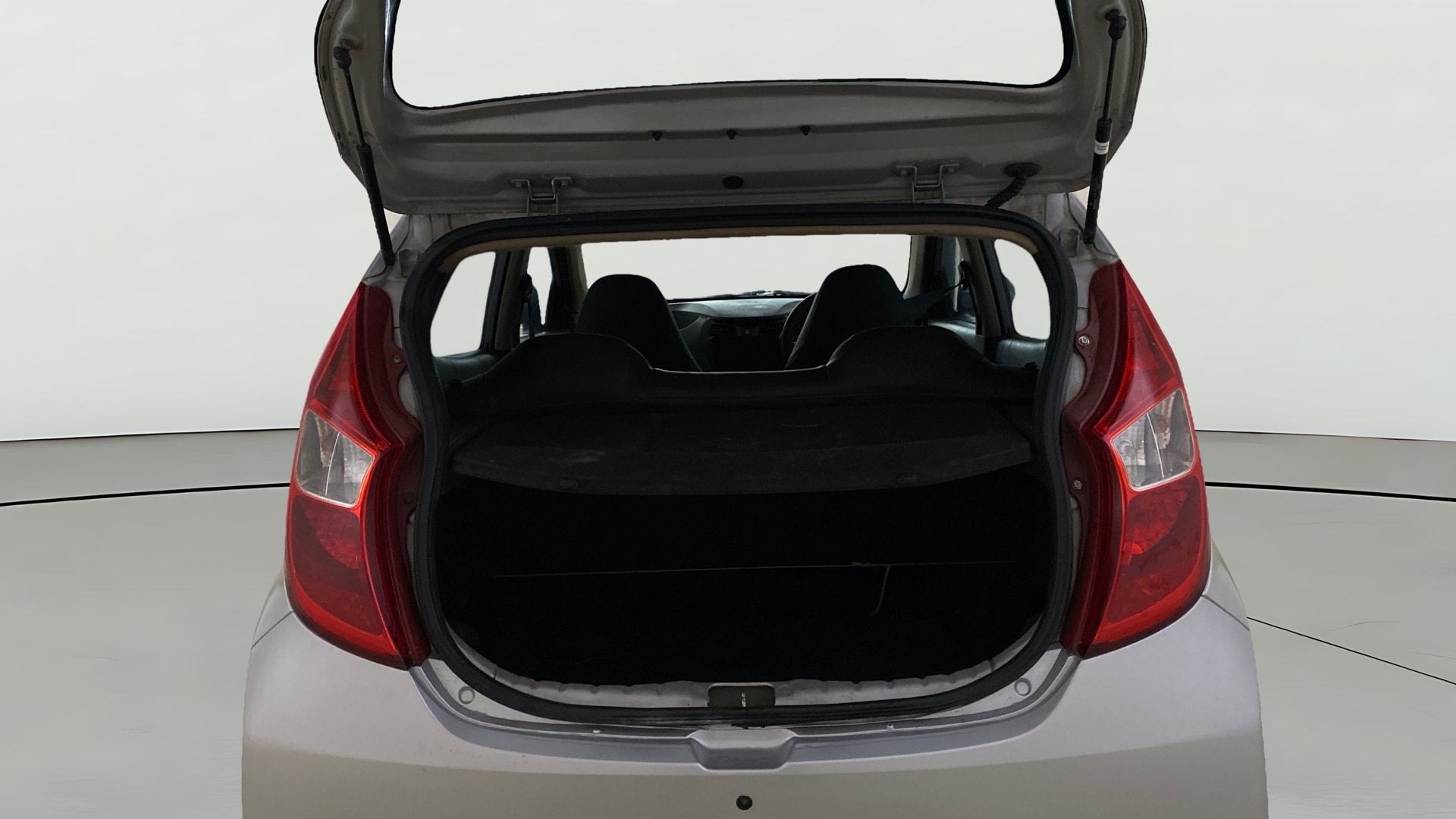 View 2014 Hyundai EON Magna Plus Image 36 Used 2014 Hyundai EON Magna Plus Image 36