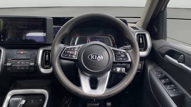 View Kia Sonet Image 12 Used Kia Sonet Image 12