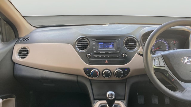 View Hyundai Xcent Image 17 Used Hyundai Xcent Image 17