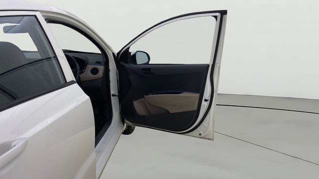View Hyundai Grand i10 Image 43 Used Hyundai Grand i10 Image 43