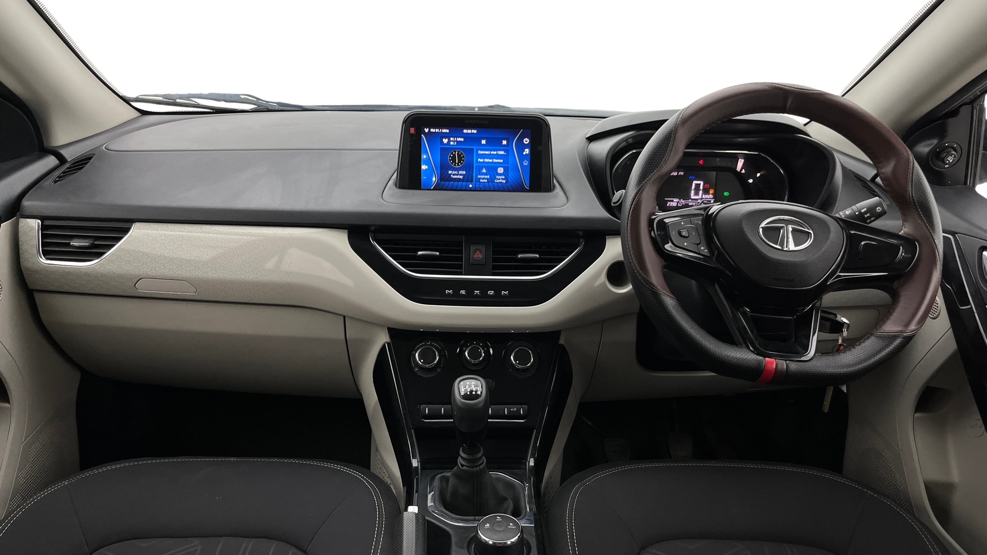 View 2021 Tata Nexon Revotron XZ Image 15 Used 2021 Tata Nexon Revotron XZ Image 15