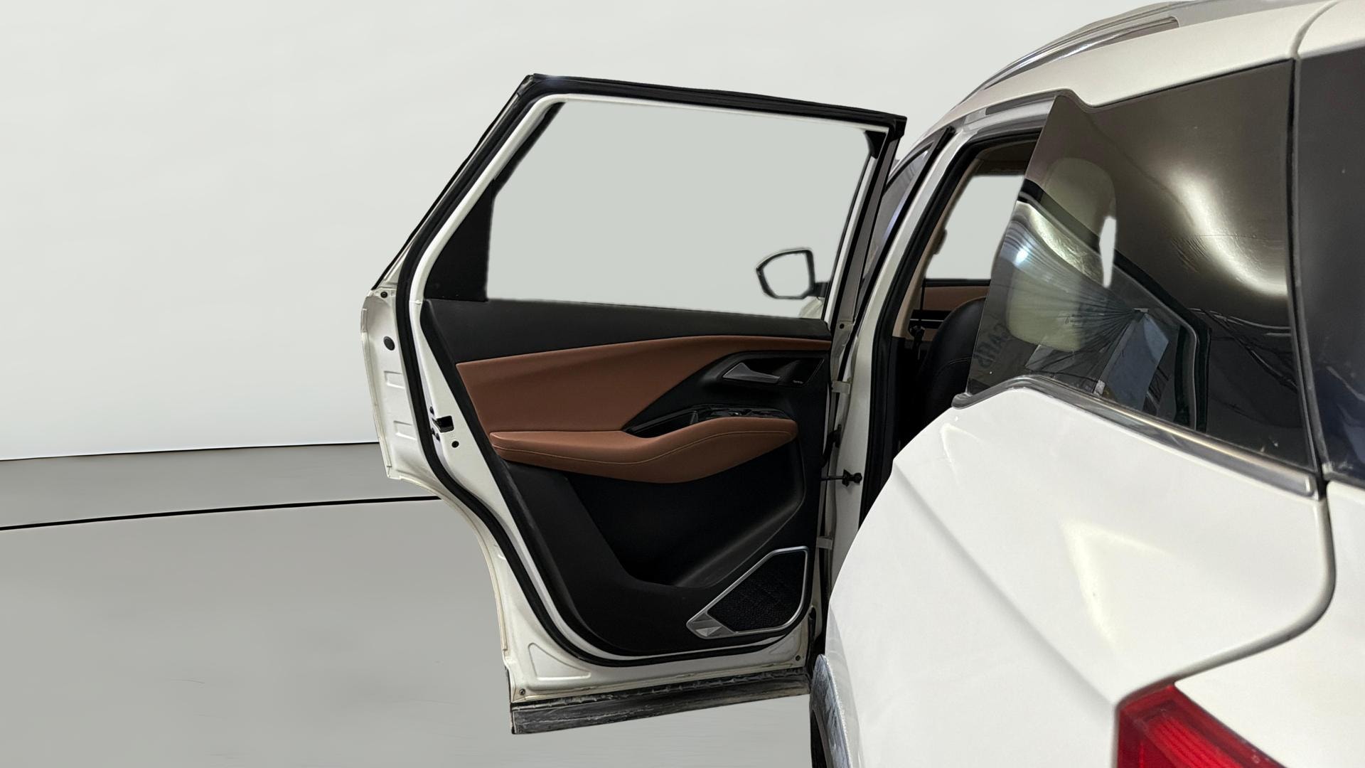 View 2023 MG Hector Plus Sharp Pro 7 Seater Diesel Image 16 Used 2023 MG Hector Plus Sharp Pro 7 Seater Diesel Image 16