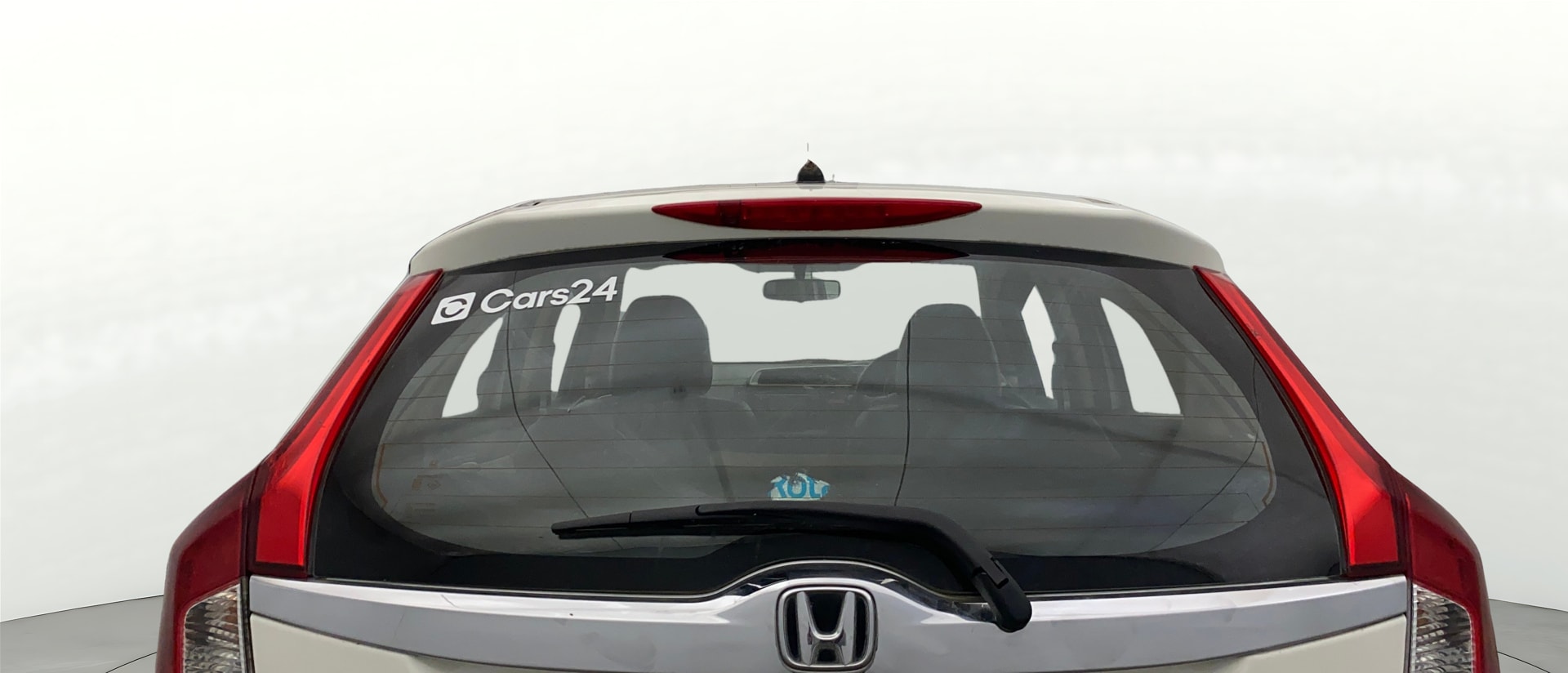 View 2015 Honda Jazz E MT Diesel Image 4 Used 2015 Honda Jazz E MT Diesel Image 4