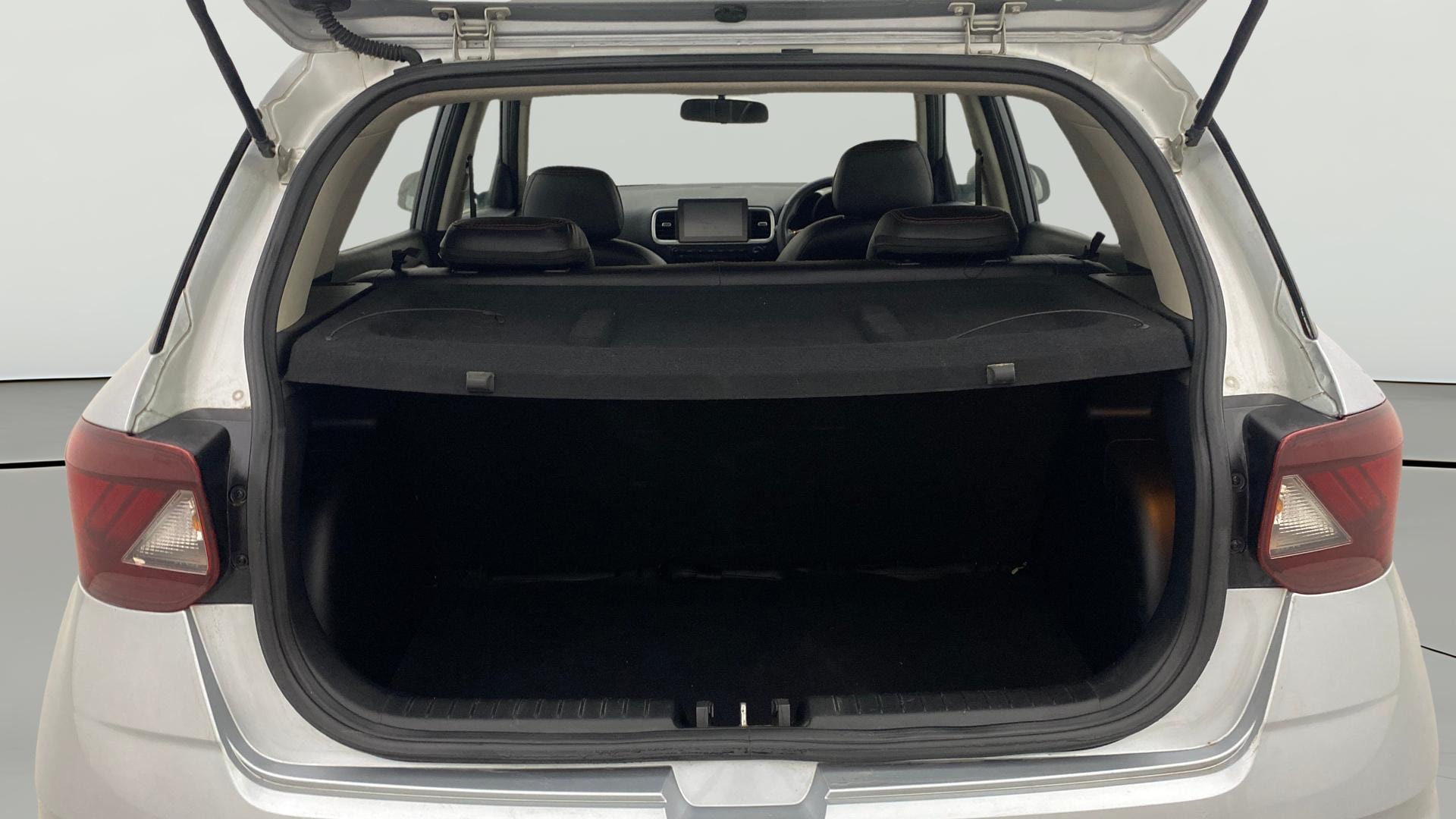 View 2021 Hyundai Venue S Plus 1.2 Petrol Image 37 Used 2021 Hyundai Venue S Plus 1.2 Petrol Image 37