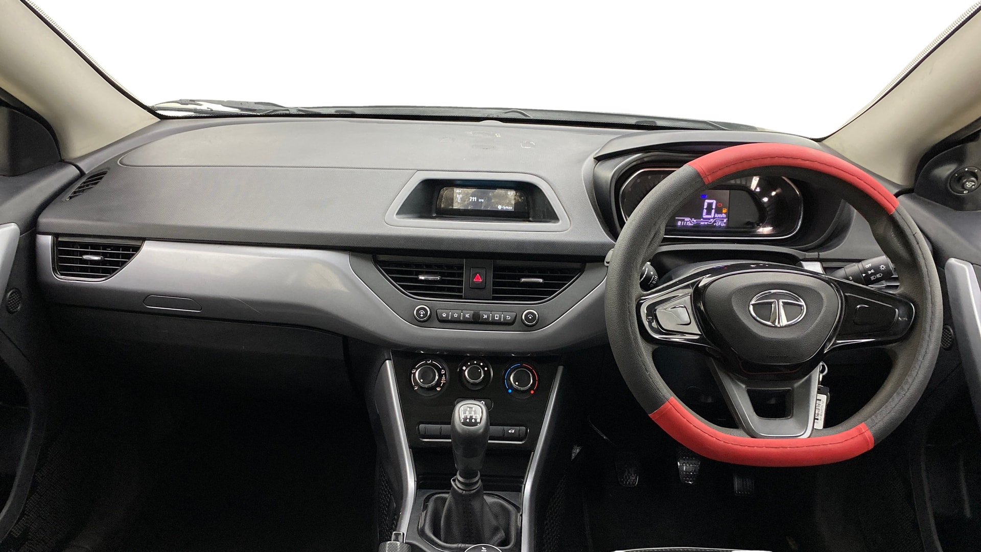 View 2022 Tata Nexon Revotorq XM Image 15 Used 2022 Tata Nexon Revotorq XM Image 15