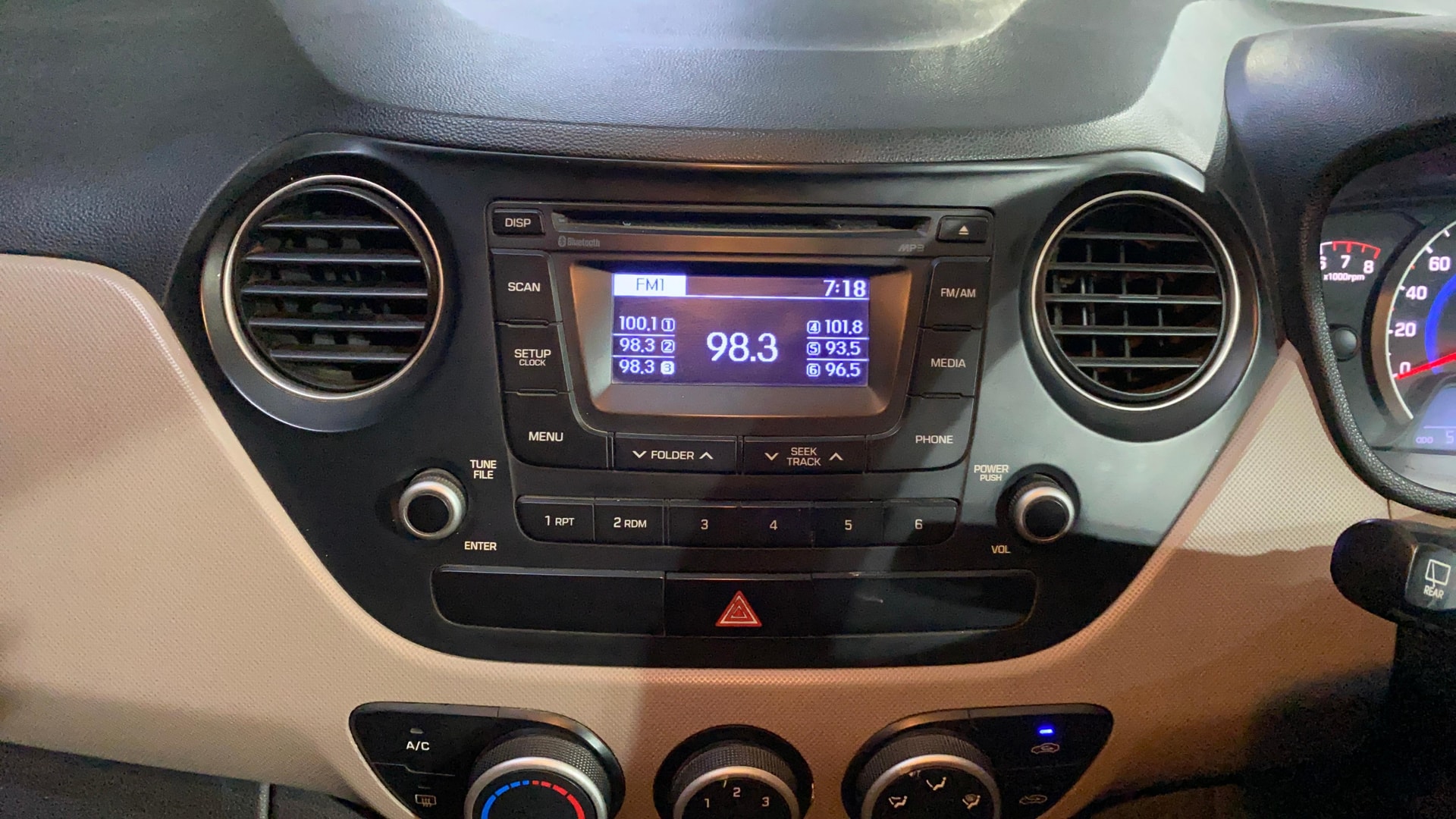 Used 2016 Hyundai Grand i10 Used 2016 Hyundai Grand i10