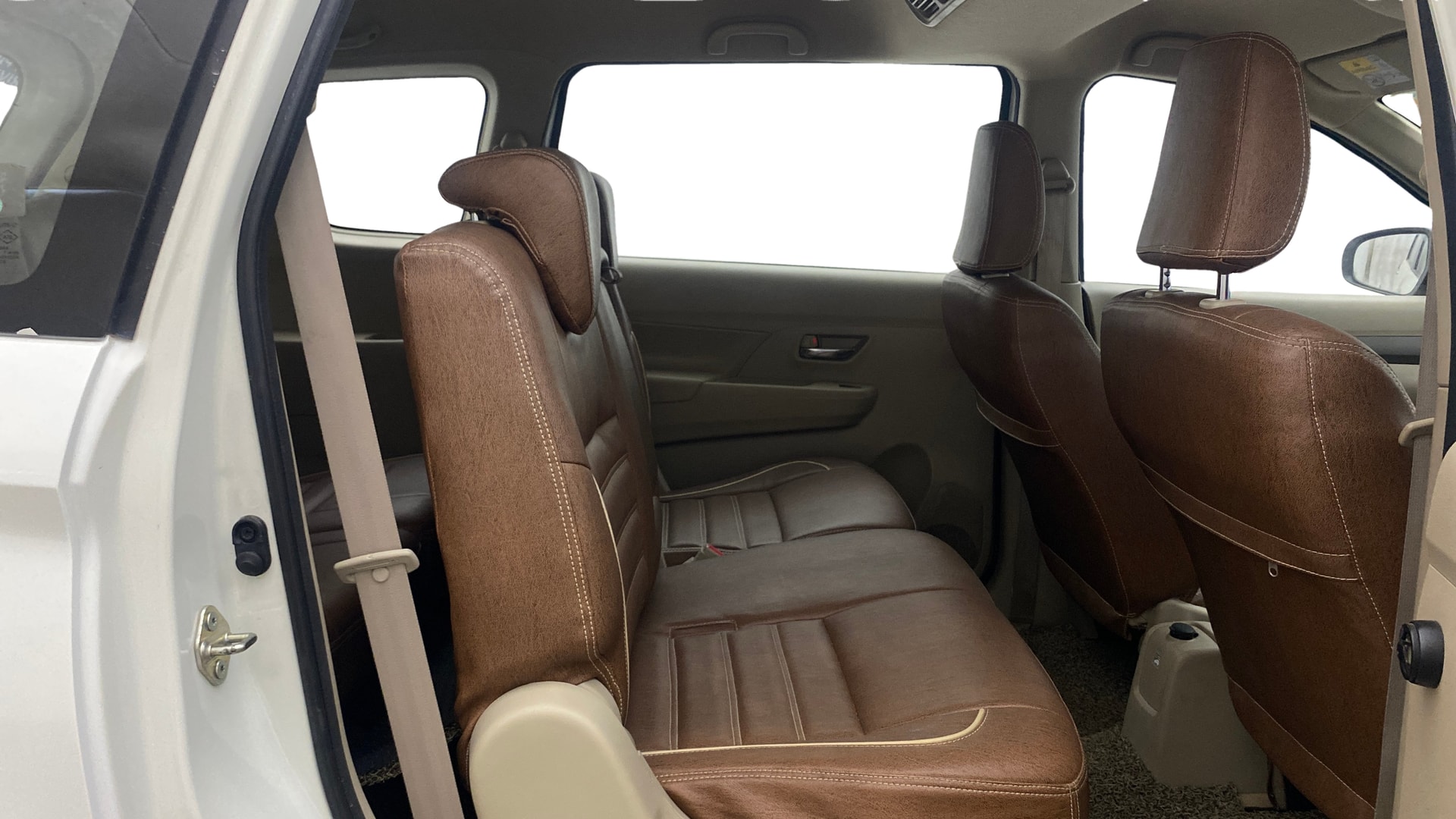 View 2021 Maruti Suzuki 1000 Base Variant Image 30 Used 2021 Maruti Suzuki 1000 Base Variant Image 30