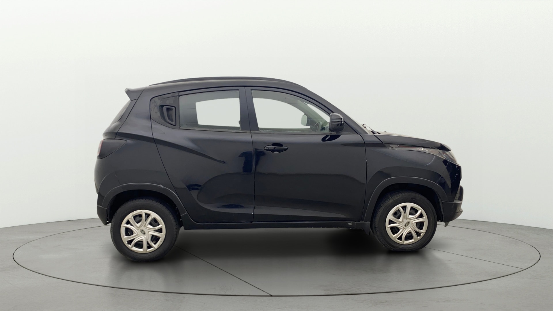 Used 2017 Mahindra KUV100 Used 2017 Mahindra KUV100
