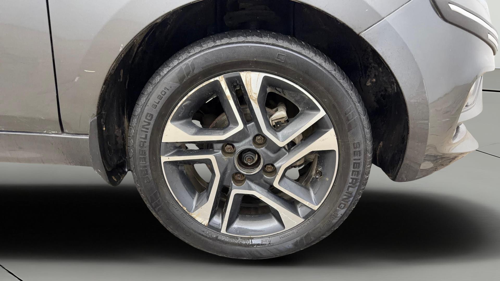 View 2020 Tata Tiago Revotorq XB Image 40 Used 2020 Tata Tiago Revotorq XB Image 40