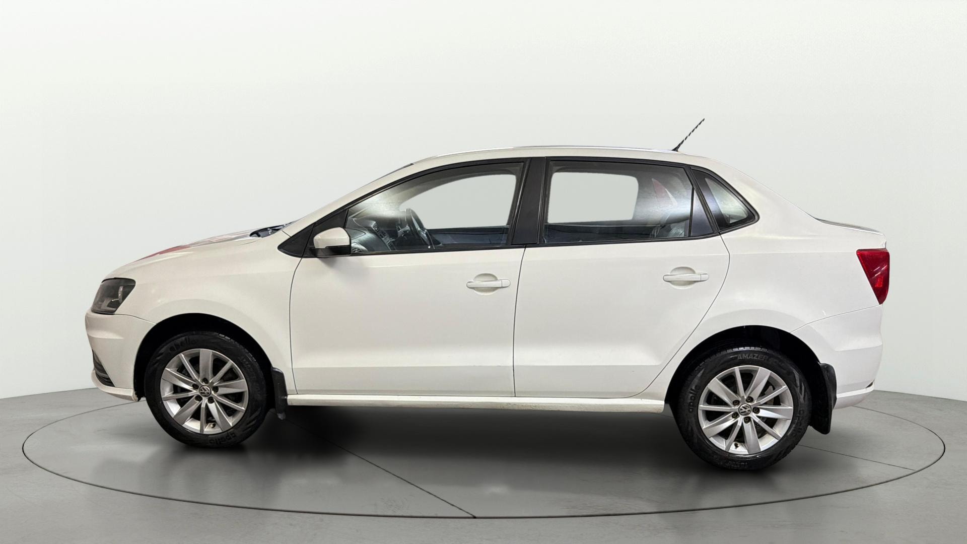 View 2017 Volkswagen Ameo 1.2L MPI Petrol Comfortline Image 5 Used 2017 Volkswagen Ameo 1.2L MPI Petrol Comfortline Image 5