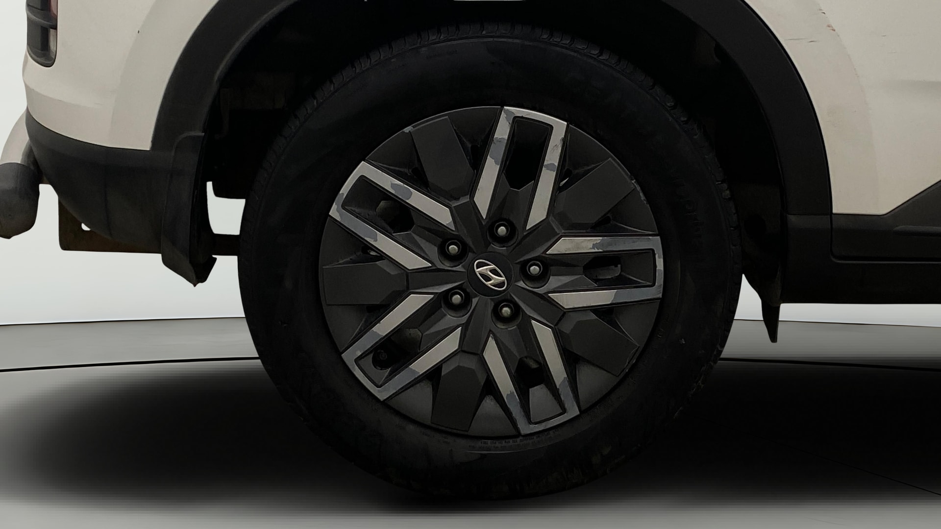 View 2023 Hyundai Venue S (O) 1.0 Turbo Petrol DCT Image 25 Used 2023 Hyundai Venue S (O) 1.0 Turbo Petrol DCT Image 25