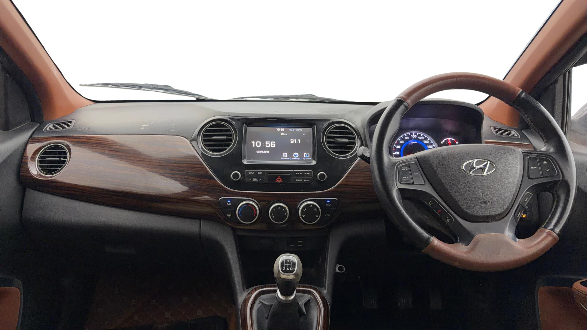 View 2019 Hyundai Grand i10 Sportz 1.2 Kappa Image 15 Used 2019 Hyundai Grand i10 Sportz 1.2 Kappa Image 15