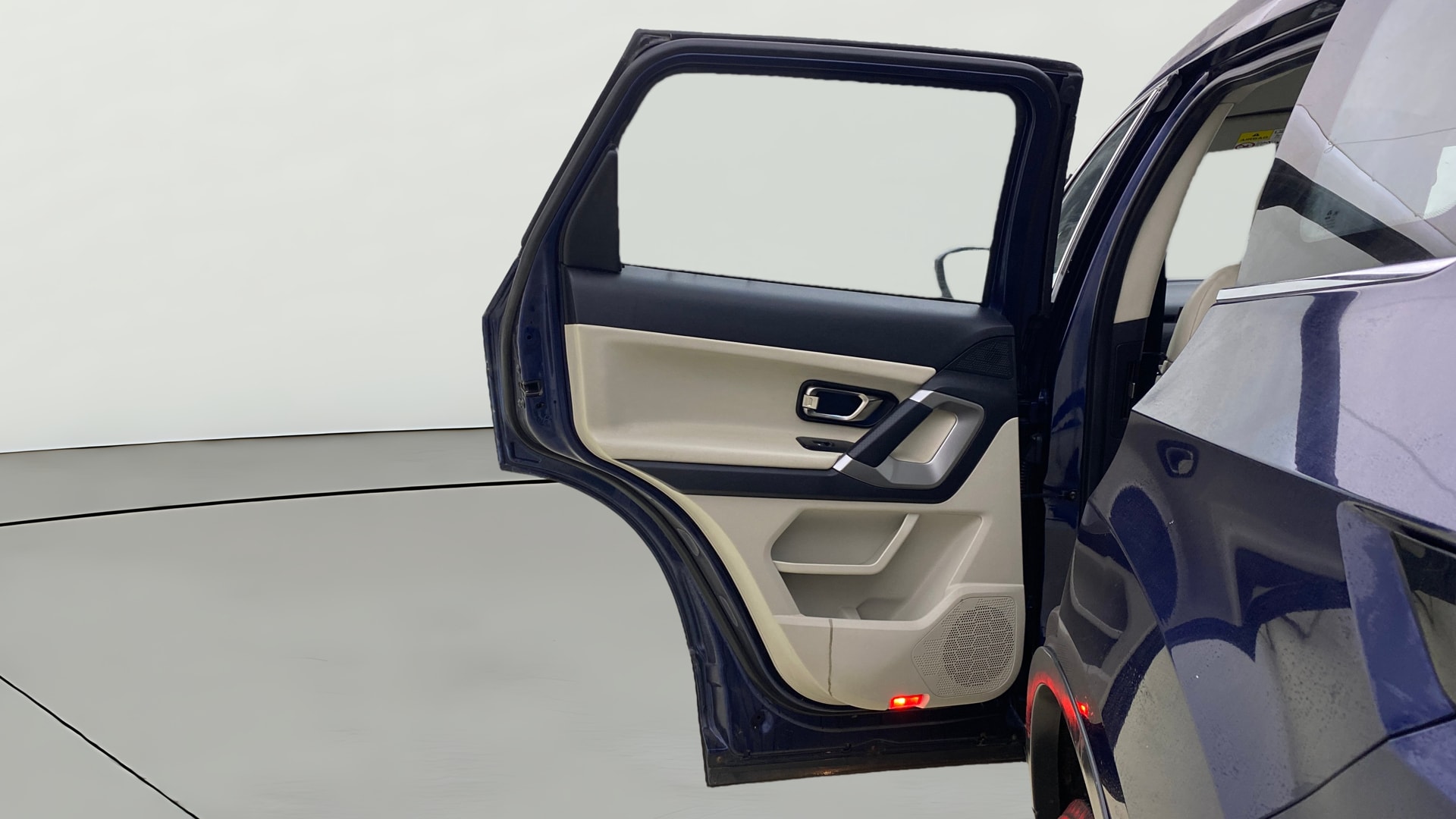 View 2021 Tata Safari XZ Plus Image 16 Used 2021 Tata Safari XZ Plus Image 16