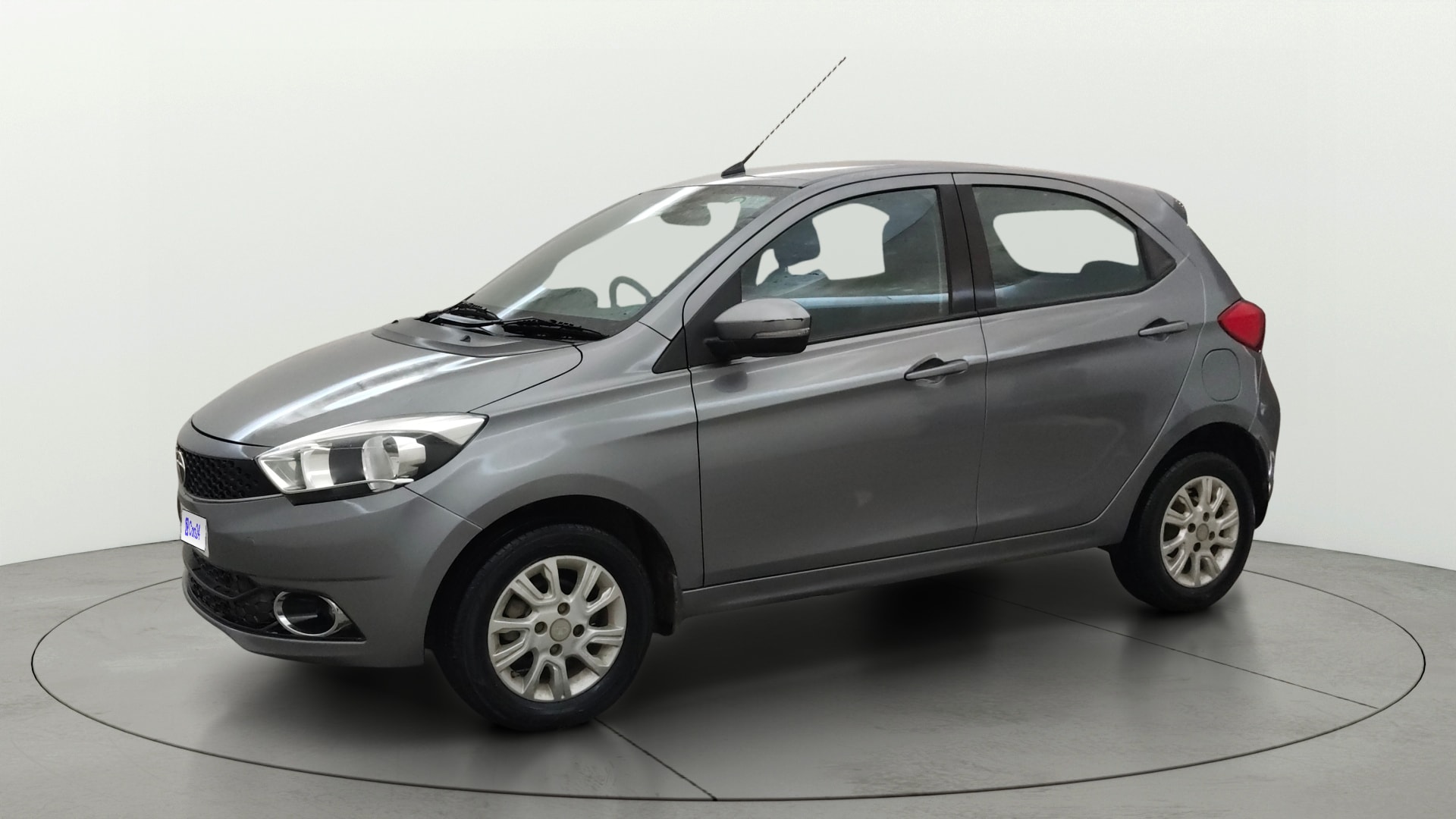 View 2018 Tata Tiago Revotorq XB Image 34 Used 2018 Tata Tiago Revotorq XB Image 34