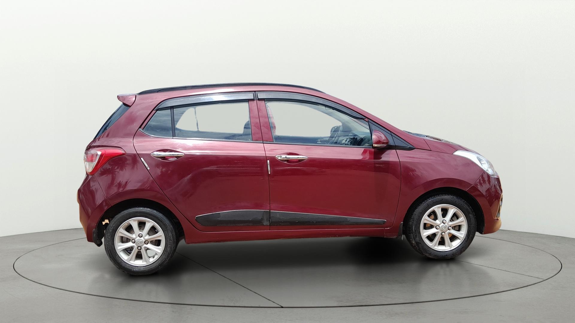 View 2014 Hyundai Grand i10 Asta AT 1.2 Kappa VTVT Image 8 Used 2014 Hyundai Grand i10 Asta AT 1.2 Kappa VTVT Image 8