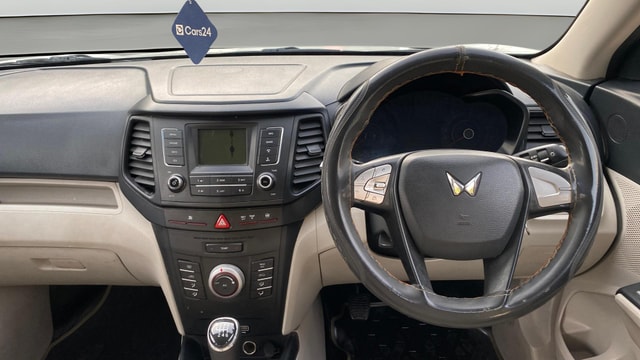View Mahindra XUV300 Image 20 Used Mahindra XUV300 Image 20