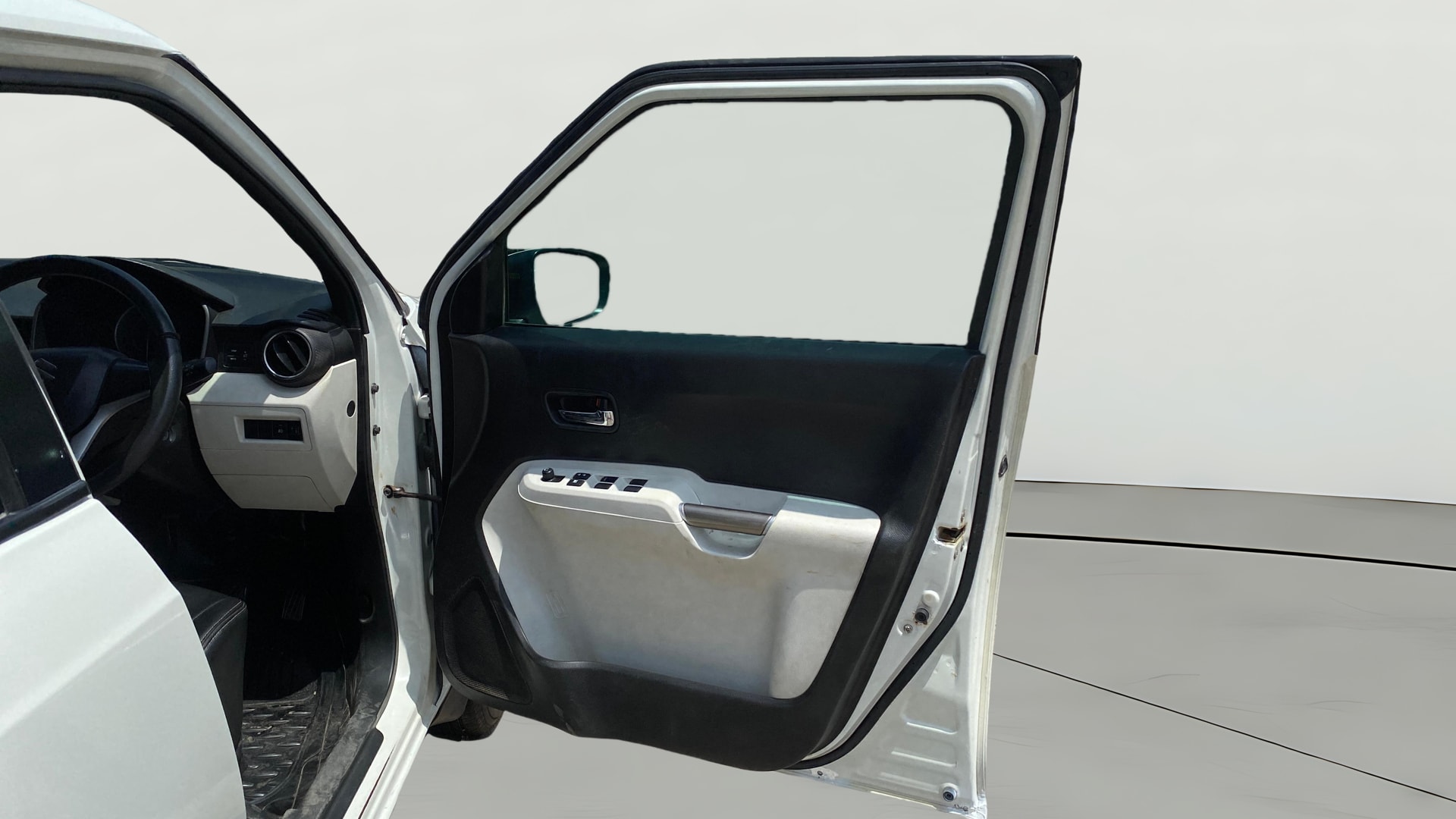 View 2018 Maruti Suzuki 1000 Base Variant Image 44 Used 2018 Maruti Suzuki 1000 Base Variant Image 44