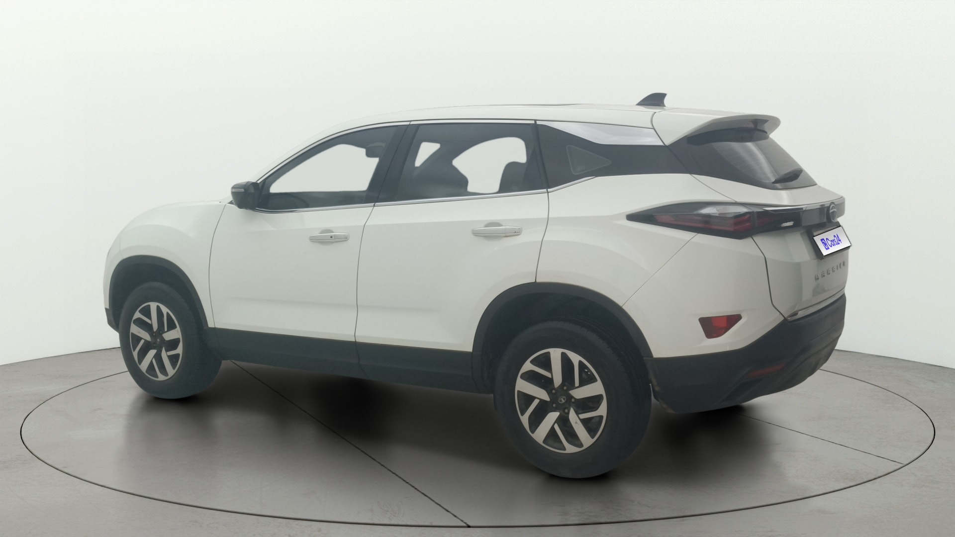 View 2023 Tata Harrier XE Image 2 Used 2023 Tata Harrier XE Image 2