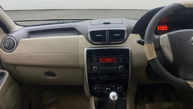 View Nissan Terrano Image 17 Used Nissan Terrano Image 17