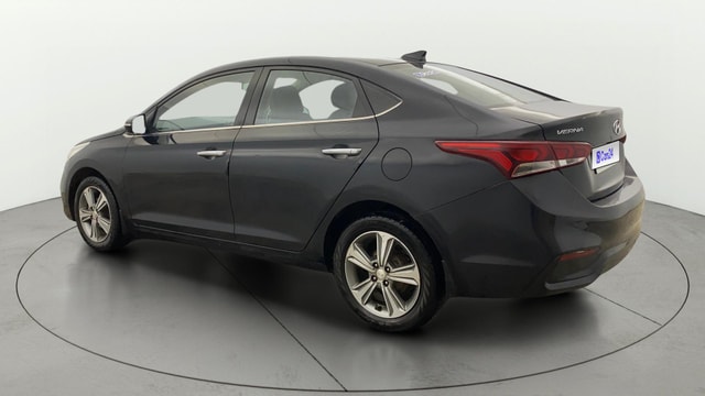 View Hyundai Verna Image 2 Used Hyundai Verna Image 2