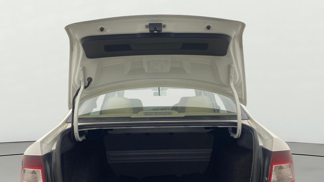 View Skoda Rapid Image 16 Used Skoda Rapid Image 16