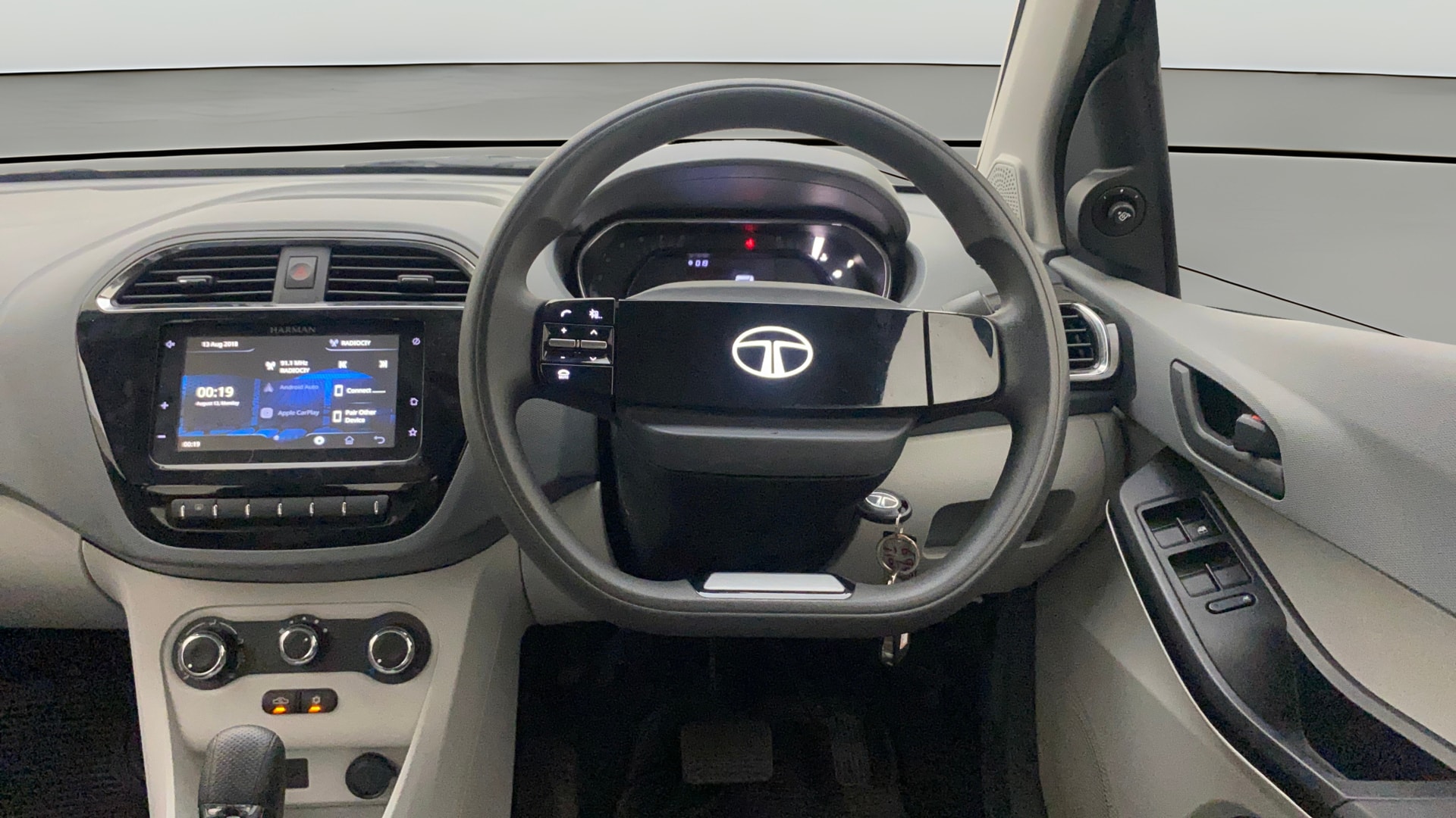 Used 2026 Tata Tiago Used 2026 Tata Tiago