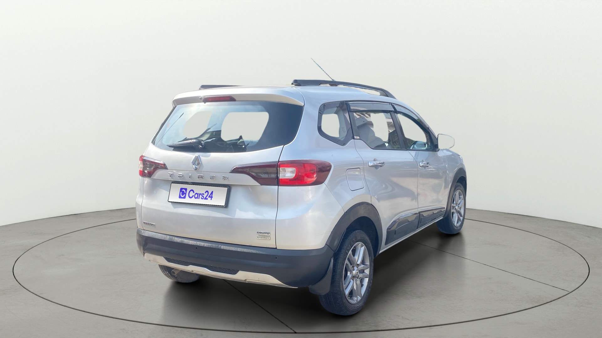View 2021 Renault Triber RXZ AMT Image 45 Used 2021 Renault Triber RXZ AMT Image 45