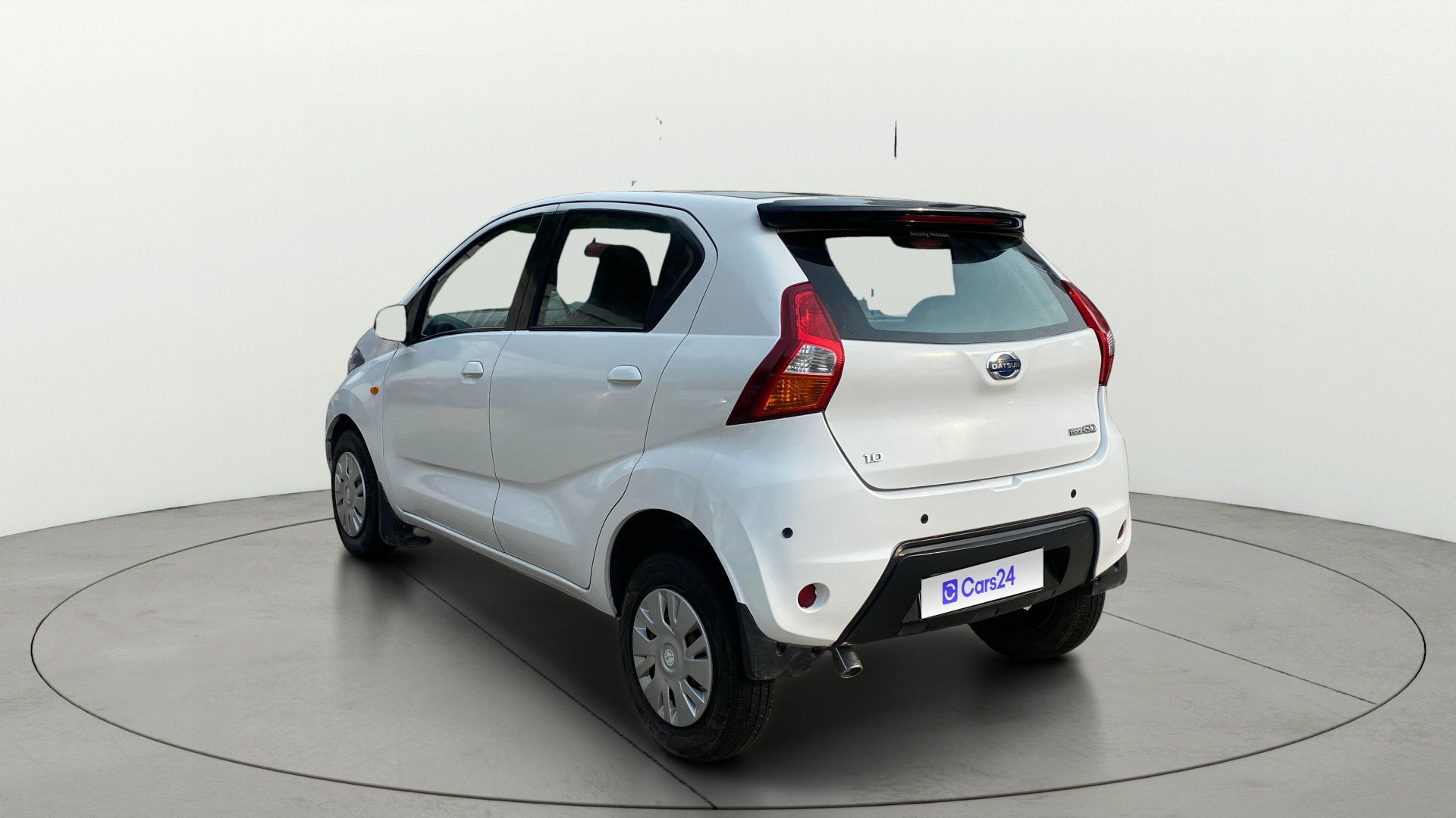 View 2019 Datsun Redi GO T(O) 1.0L- Limited Edition Image 2 Used 2019 Datsun Redi GO T(O) 1.0L- Limited Edition Image 2